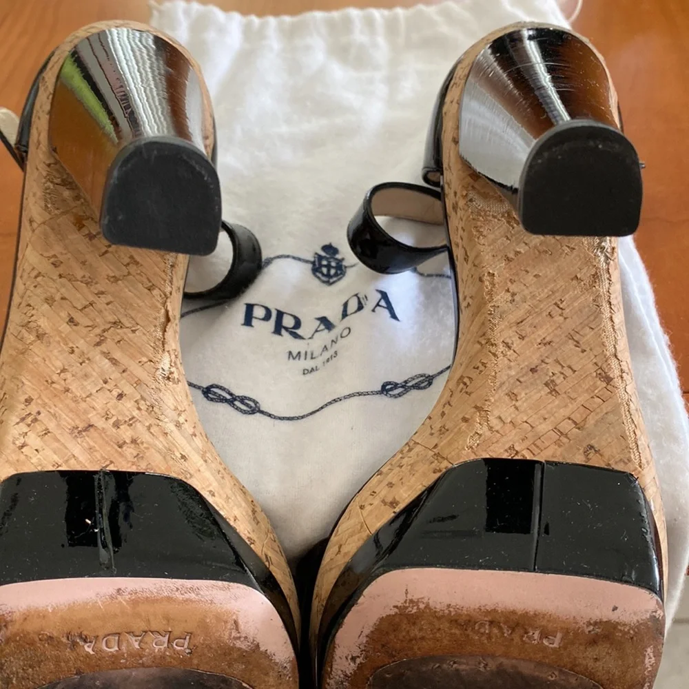 Prada - Black Patent Leather Cork Platform Heel (EU 39 / US 8.5) - Picture 12 of 13
